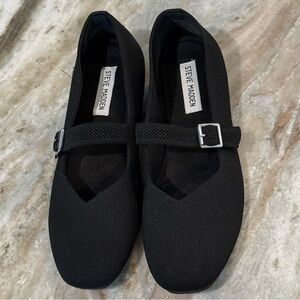 Women’s STEVE MADDEN Richmond black Mary Jane ballet flats- Size 10